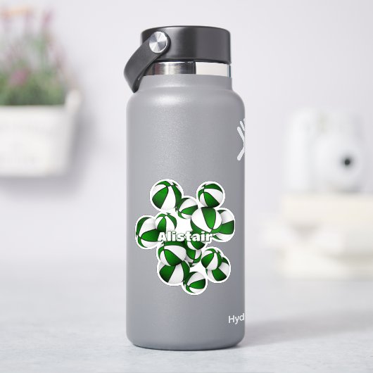 Atleet naam op cluster van groene witte basketball sticker (HydroFlask)