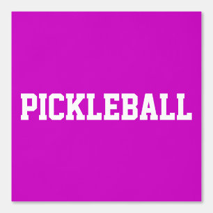 Atletische witte PICKLEBALL tekst op helder roze Behang
