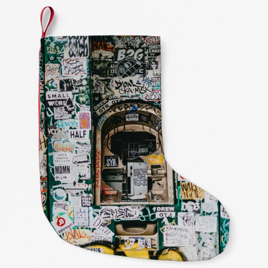 ATM MACHINE WITH GRAFFITI KLEINE KERSTSOK (Voorkant)