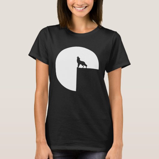 Atmospheric Wolf Howling at the Full Moon  1 T-shirt (Voorkant)