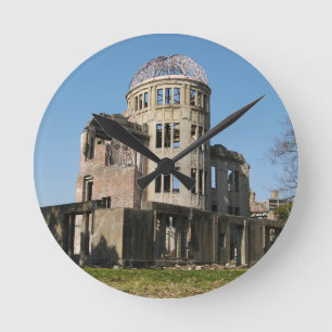 Atomic Bomb Dome, Hiroshima, Japan Ronde Klok