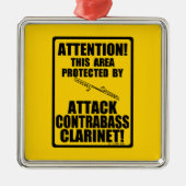 Attack Contrabass Clarinet Metalen Ornament (Voorkant)