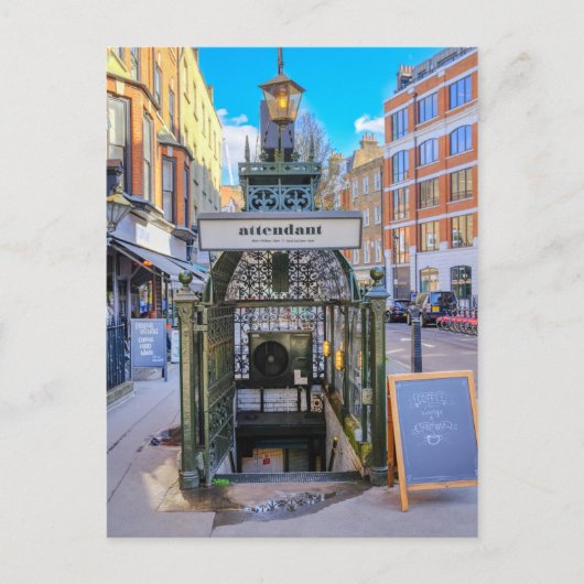 Attendant Fitzrovia London Briefkaart (Voorkant)