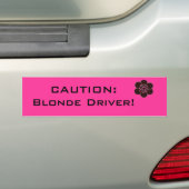 Attentie Blonde Driver Bumpersticker (Op auto)
