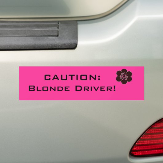 Attentie Blonde Driver Bumpersticker (Op auto)