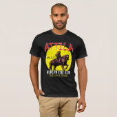 Attila "Huns in the Sun"-rondleiding (Donker voor  T-shirt (Voorkant volledig)