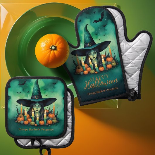 Attractive & Mystical Halloween Witch Conjures Ovenwant & Pannenlap Set