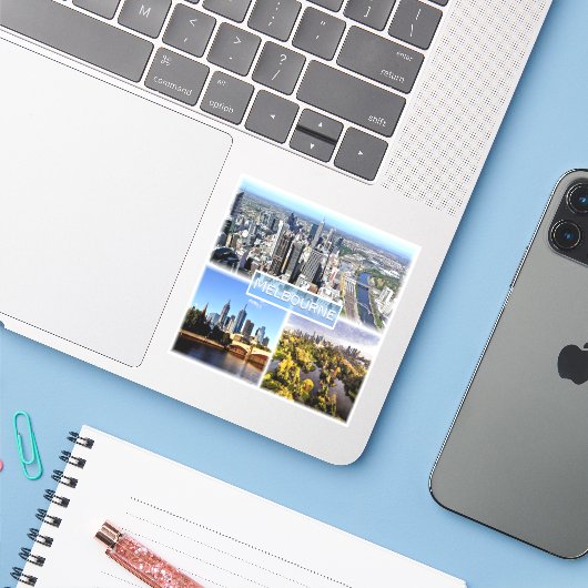 AU Melbourne - Downtown en de rivier Yarra - Skyli Sticker (Laptop met iPhone)