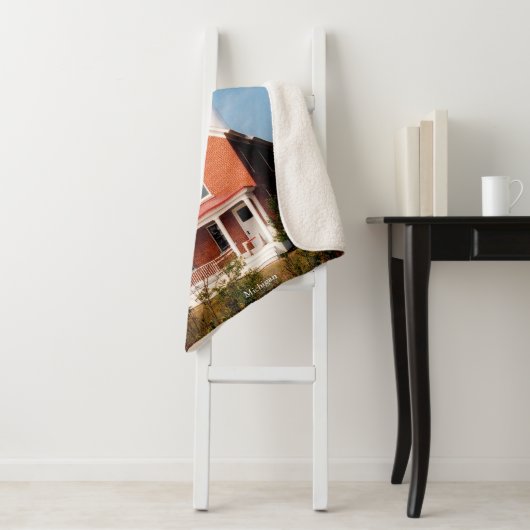 Au Sable Point Lighthouse Sherpa Deken (In situ)