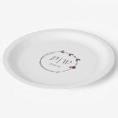 Aubergine Eenvoudige Hart Krans Monogram Huwelijk Papieren Bordje (Gekanteld)