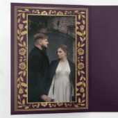 Aubergine Royal Medieval Sword Wedding QR Code Drieluik Uitnodiging (Binnenzijde eerst)