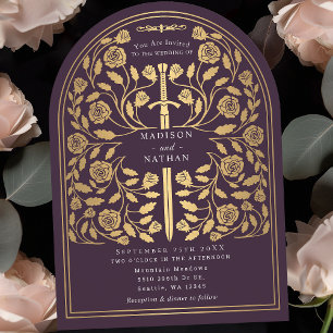 Aubergine Royal Middeleeuwse Gouden Zwaard Wedding Kaart