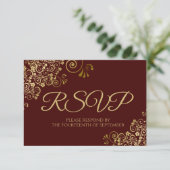Auburn Brown met Elegant Gold Lace Wedding RSVP Kaartje (Staand voorkant)