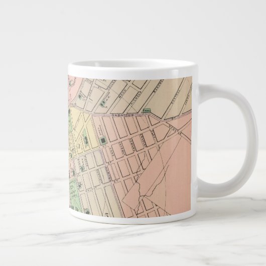 Auburn, Lewiston Grote Koffiekop (Rechts)