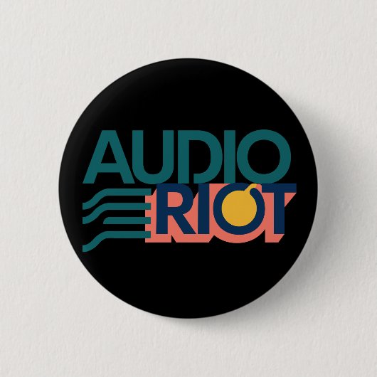 Audio Riot Band Logo Circle Pin Ronde Button 5,7 Cm (Voorkant)