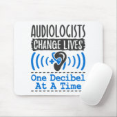 Audiologen veranderen tegelijk één decibel muismat (Met muis)