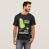 Augurk Speelt Pickleball 1 T-shirt (Voorkant volledig)