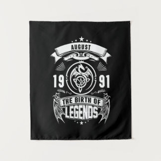 August Geschenk | 1991 De Geboorte Van De Legenden Wandkleed