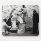 Auguste Rodin in in zijn studio in Parijs Muismat (Voorkant)