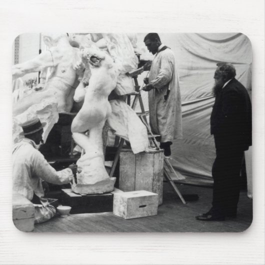 Auguste Rodin in in zijn studio in Parijs Muismat (Voorkant)