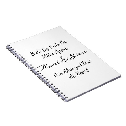Aunt & Niece Quote – Side By Side or Miles Apart Notitieboek (Rechterzijde)