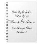 Aunt & Niece Quote – Side By Side or Miles Apart Notitieboek (Voorkant)