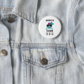 AUNTIE SHARK DOO DOO DOO RONDE BUTTON 5,7 CM (In situ)
