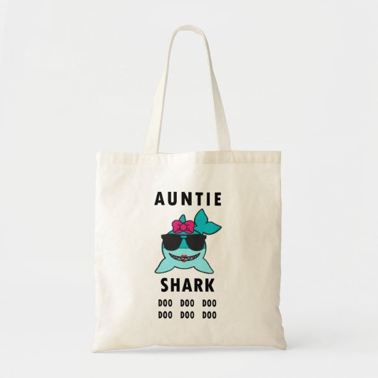 AUNTIE SHARK DOO DOO DOO TOTE BAG (Voorkant)