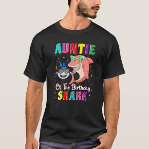 Auntie van de familie van de haaien die de geboort t-shirt