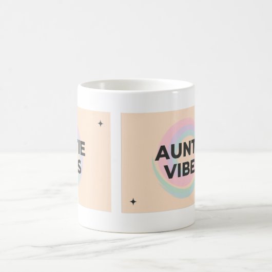 Auntie Vibes Mug – Pastel Abstract Aesthetic Koffiemok (Center)