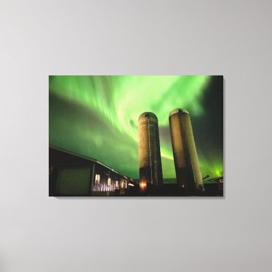 Aurora Borealis boven Alberta Boerderij Silos Canvas Afdruk (Voorkant)