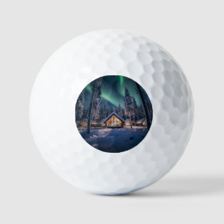 Aurora borealis boven winterhut golfballen