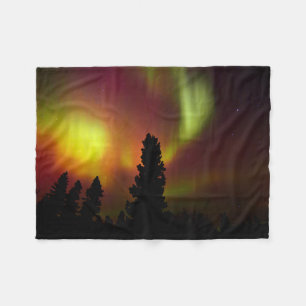 Aurora Borealis en Bomen Fleece Deken