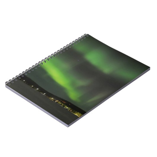 Aurora borealis in de hemel notitieboek (Linkerzijde)