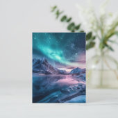 Aurora Borealis over besneeuwd berglandschap Briefkaart (Staand voorkant)