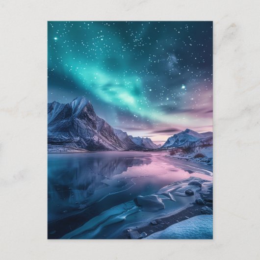 Aurora Borealis over besneeuwd berglandschap Briefkaart (Voorkant)
