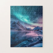 Aurora Borealis over besneeuwd berglandschap Legpuzzel (Verticaal)
