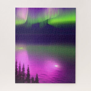 Aurora Borealis over water Legpuzzel