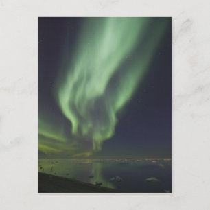 Aurora Borealis weerspiegeld in de Noordelijke IJs Briefkaart