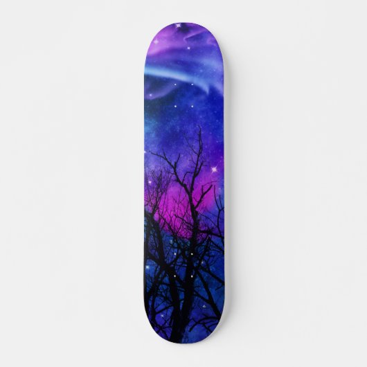 Aurora Skies Skateboard (Voorkant)