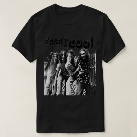 AusRock - Daddy Cool Tee Essential T-Shirt (Design voorkant)