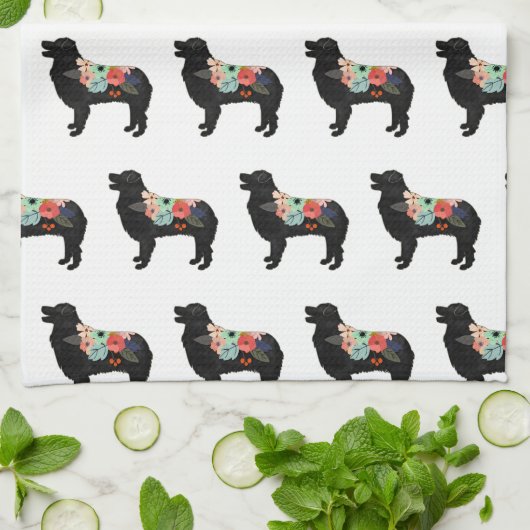 Aussie Shepherd Hondenras Bohemian Floral Saddle Theedoek (Gevouwen)