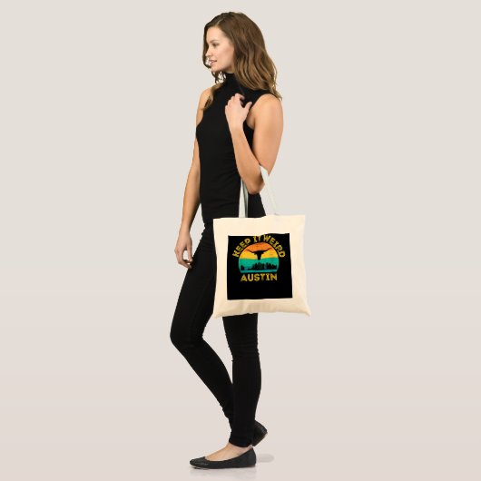 Austin, Texas Keep It Weird Longhorn Tote Bag (Voorkant (model))