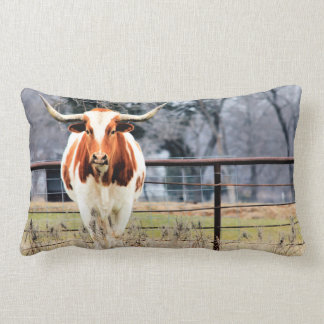 Austin the Longhorn Lumbar Pillow Kussen