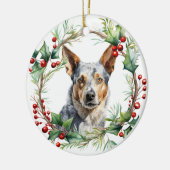 Australian Cattle Dog in Holly Twig Wreath Keramisch Ornament (Links)