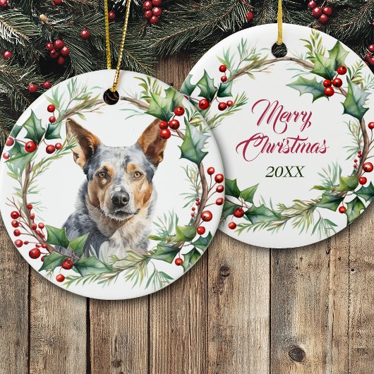Australian Cattle Dog in Holly Twig Wreath Keramisch Ornament