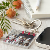 Australian Shepherd bij de open haard Kerstmis Sleutelhanger (Voorkant Rechts)