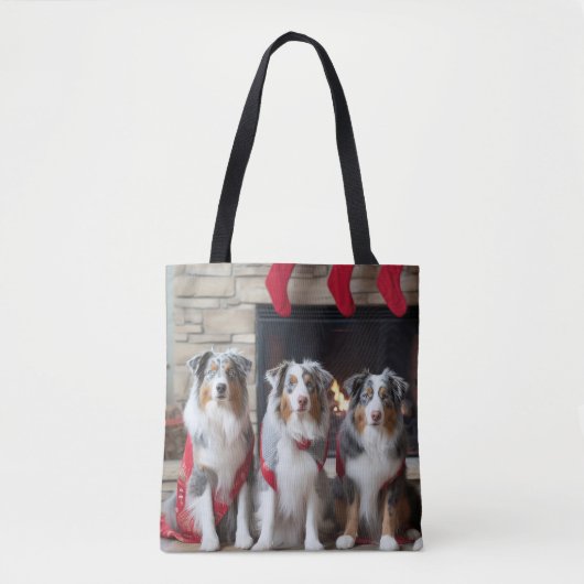 Australian Shepherd bij de open haard Kerstmis Tote Bag (Voorkant)