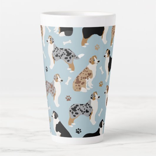 Australian Shepherd Botten and Paws Latte Mok (Voorkant)