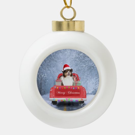 Australian Shepherd Dog in Sneeuwkerst Keramische Bal Ornament (Voorkant)